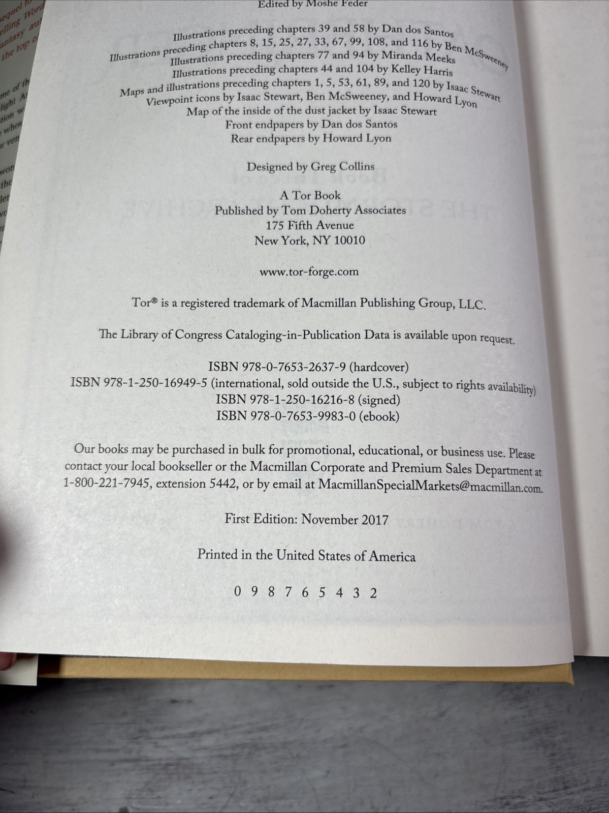 Oathbringer by Brandon Sanderson Hardcover – First Edition, 2nd Printing