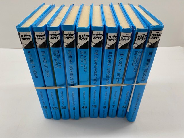 10 Hardy Boys Random book lot of kids books new and old Franklin W. Dixon – GOOD