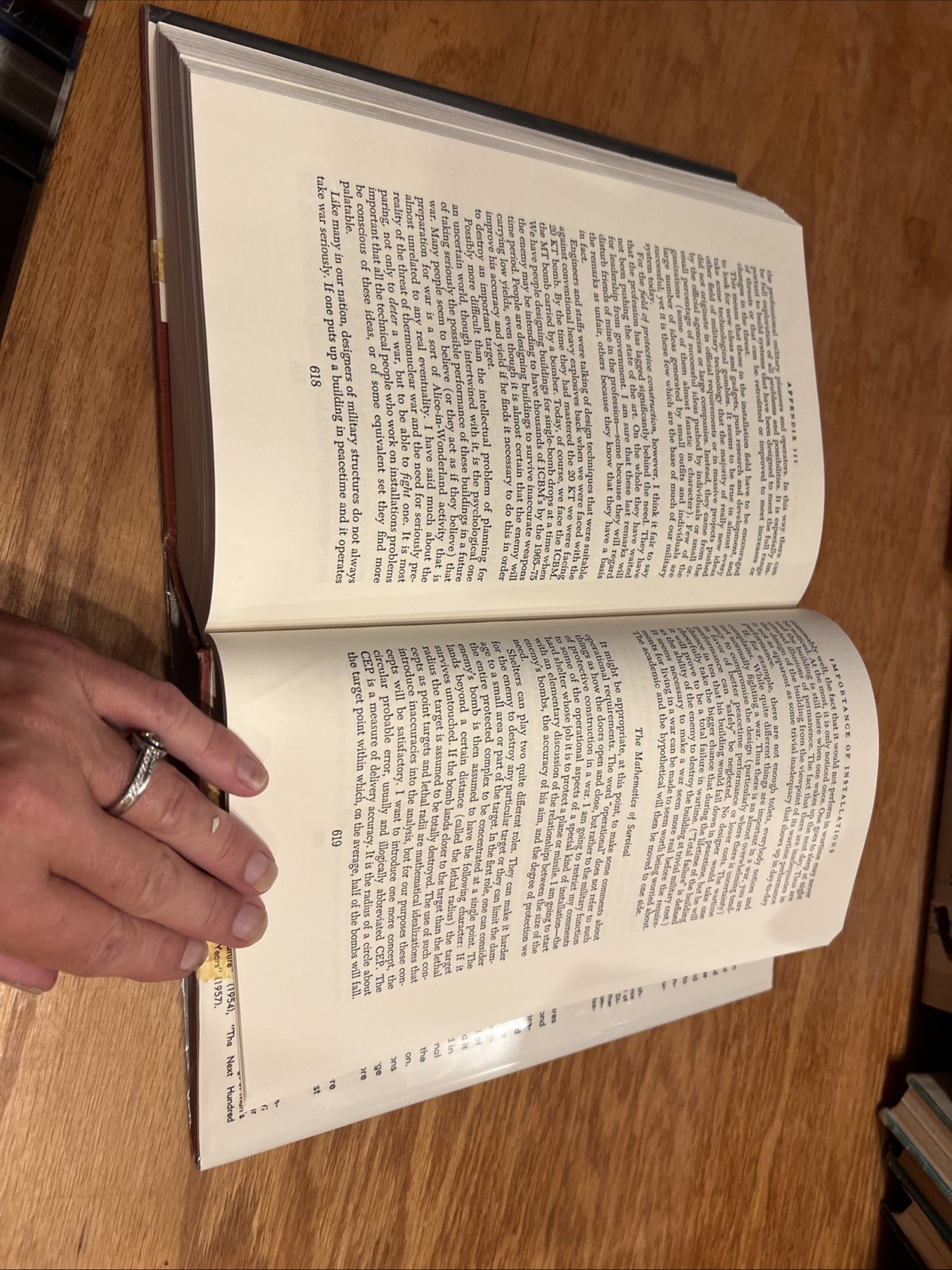 On Thermonuclear War: Three Lectures and Several… by Herman Kahn 1961 HCDJ