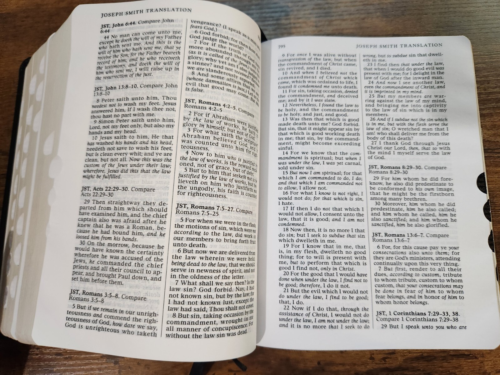 2013 Black Simulated Leather LDS Quad Scriptures Indexed VERY GOOD