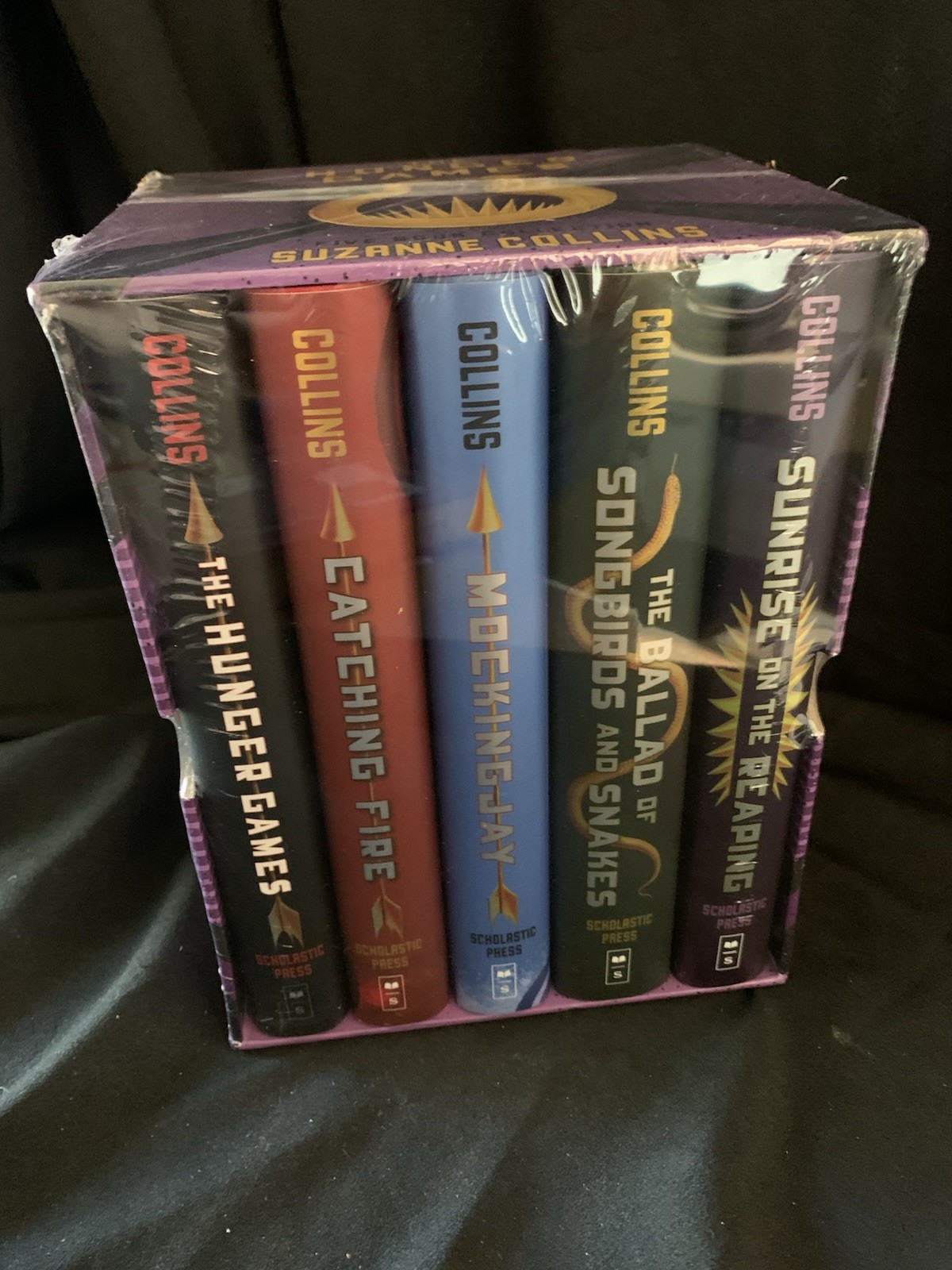 NEW CLEAN! Hunger Games 5-Book Hardcover Box Set Suzanne Collins FRESH! SEALED!