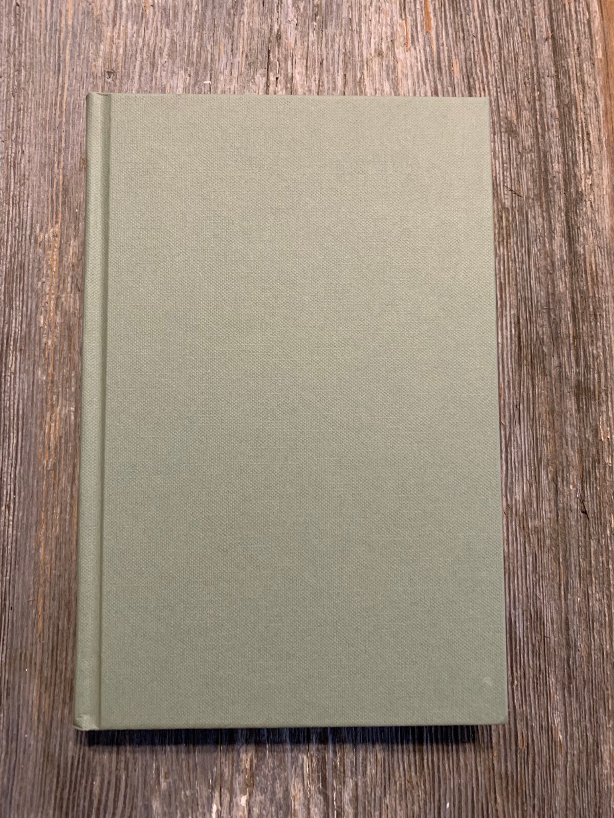 (SIGNED) – DINOSAURS : A Novel by Lydia Millet (2022, Hardcover) – 1st ed.