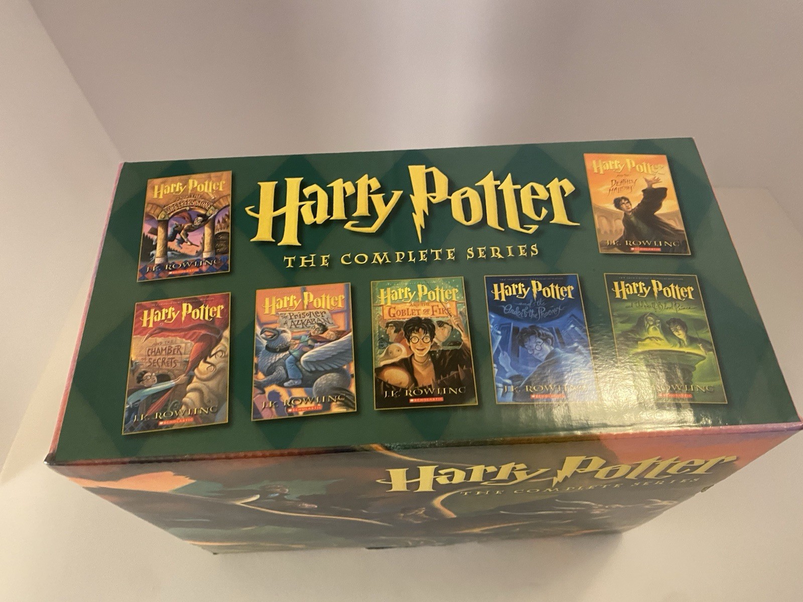HARRY POTTER The Complete Series 1-7 Paperback Scholastic Box Set Slipcase