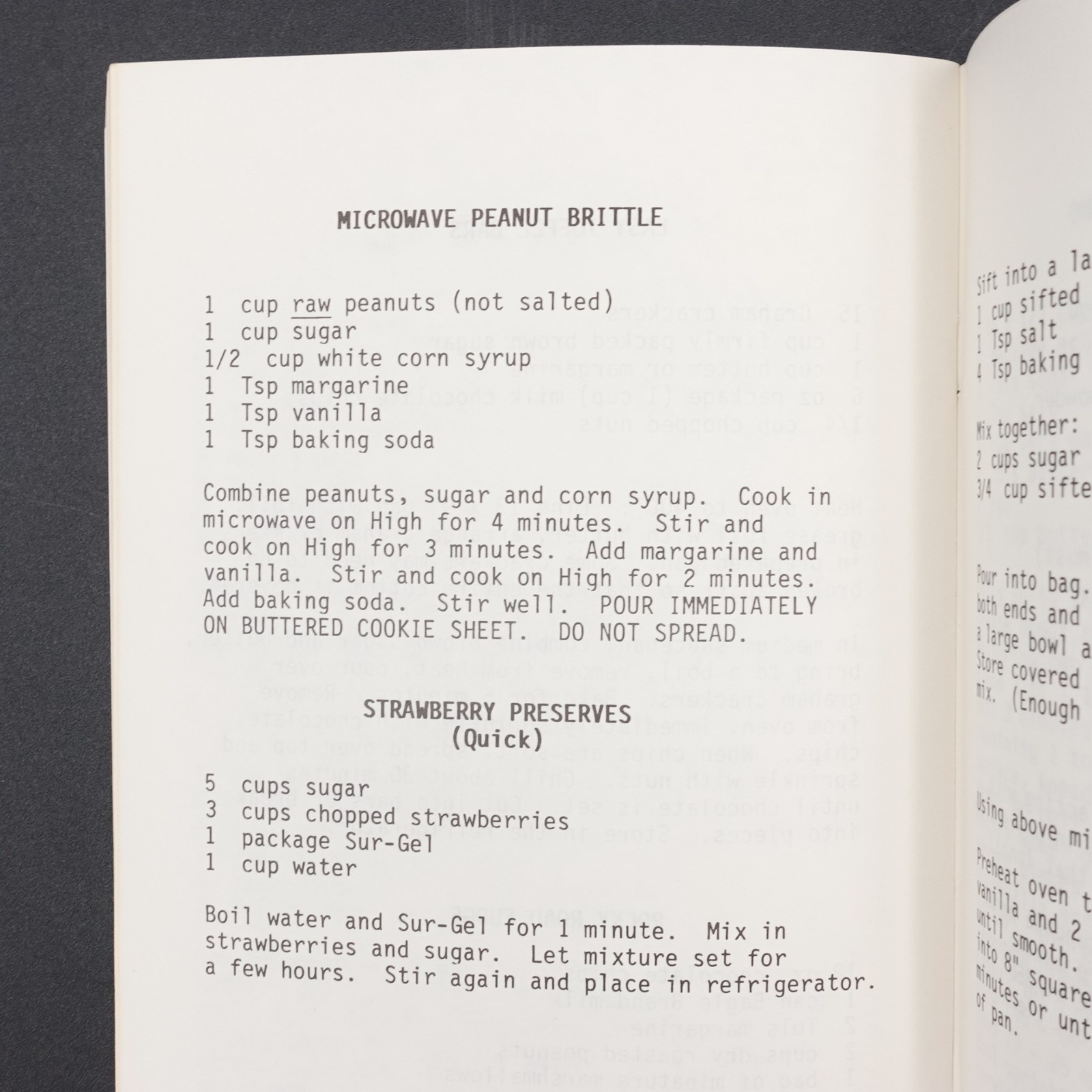 Victoria CWI Cookbook Credit Women International of Victoria TX 75 pages Undated
