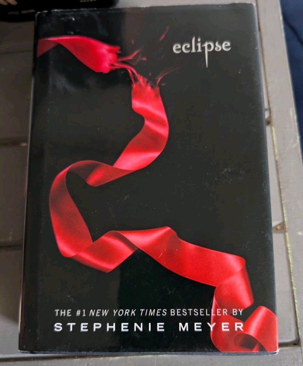 Twilight Saga By Stephanie Meyer Book Set Mixed Lot of 8 Host Life and Death