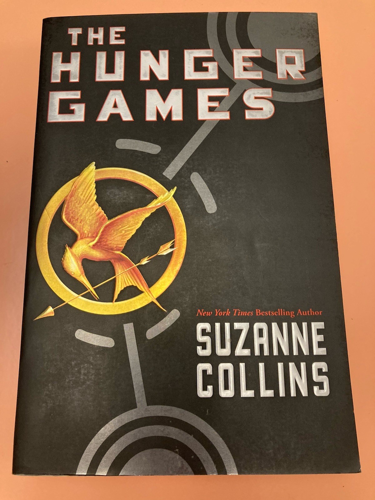 Hunger Games (Hunger Games, Book One) by Suzanne Collins (2010, Trade Paperback)