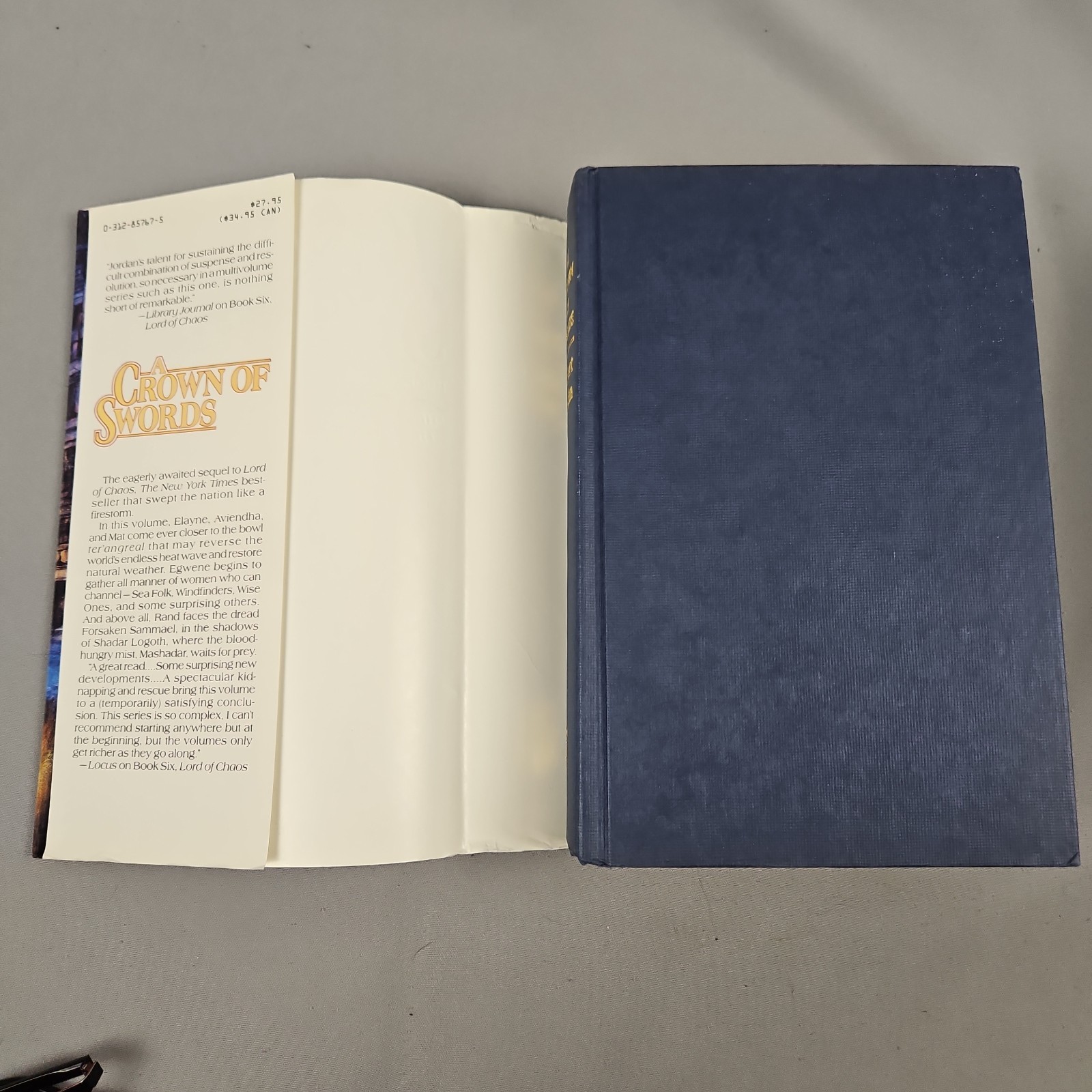 Crown of Swords Book 7 The Wheel of Time Robert Jordan 1996 1st Edition HCDJ