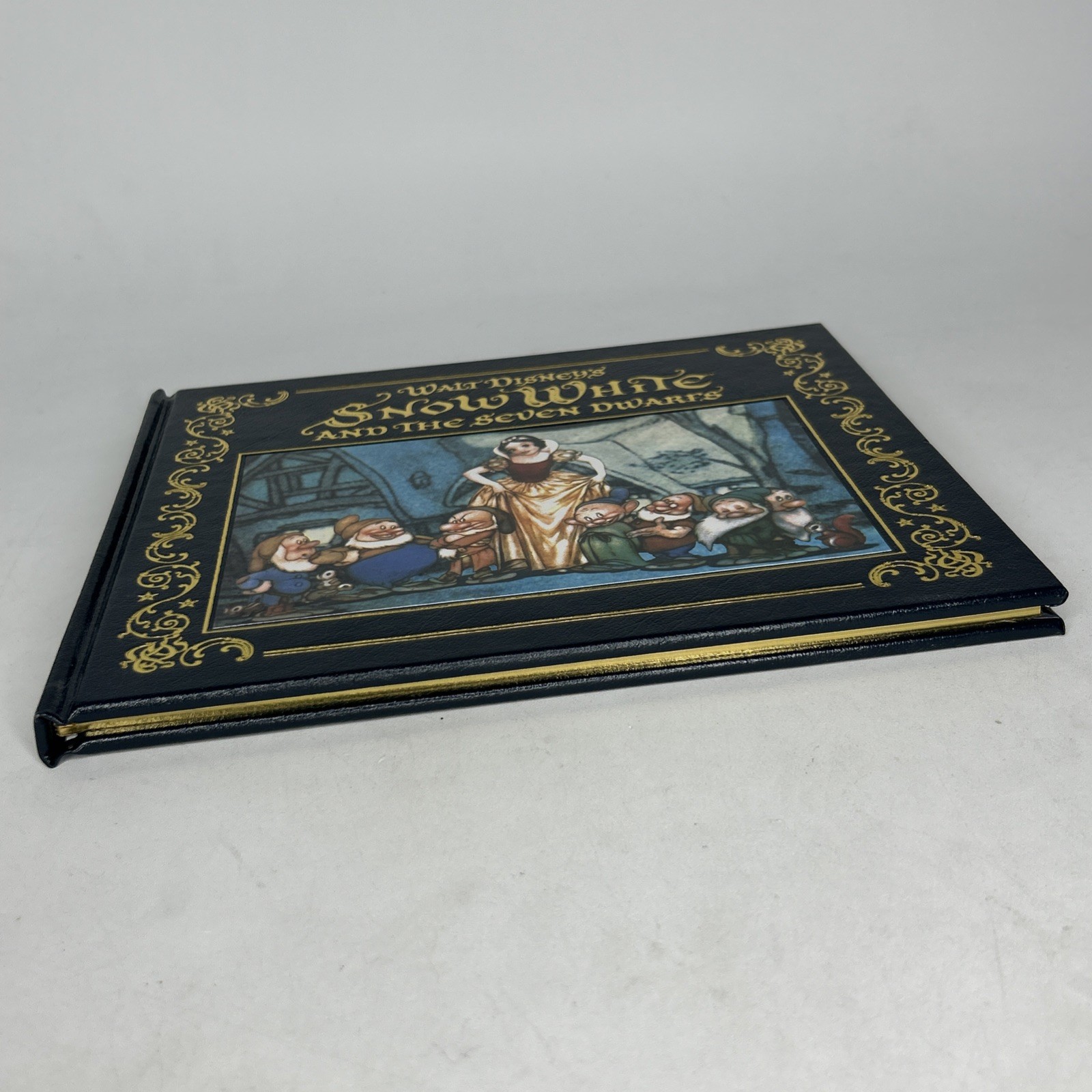 WALT DISNEY’S SNOW WHITE AND THE SEVEN DWARFS (2009) Easton Press Leather 1st Ed