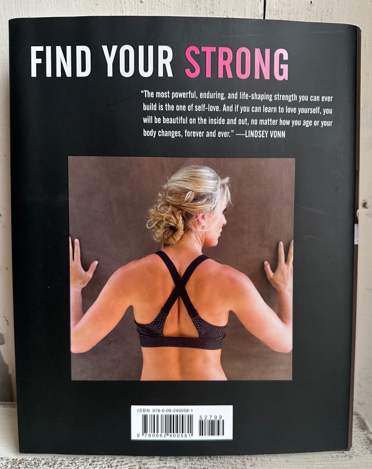 LINDSEY VONN Signed Autographed Book STRONG is the New Beautiful 1st Ed HC Ski