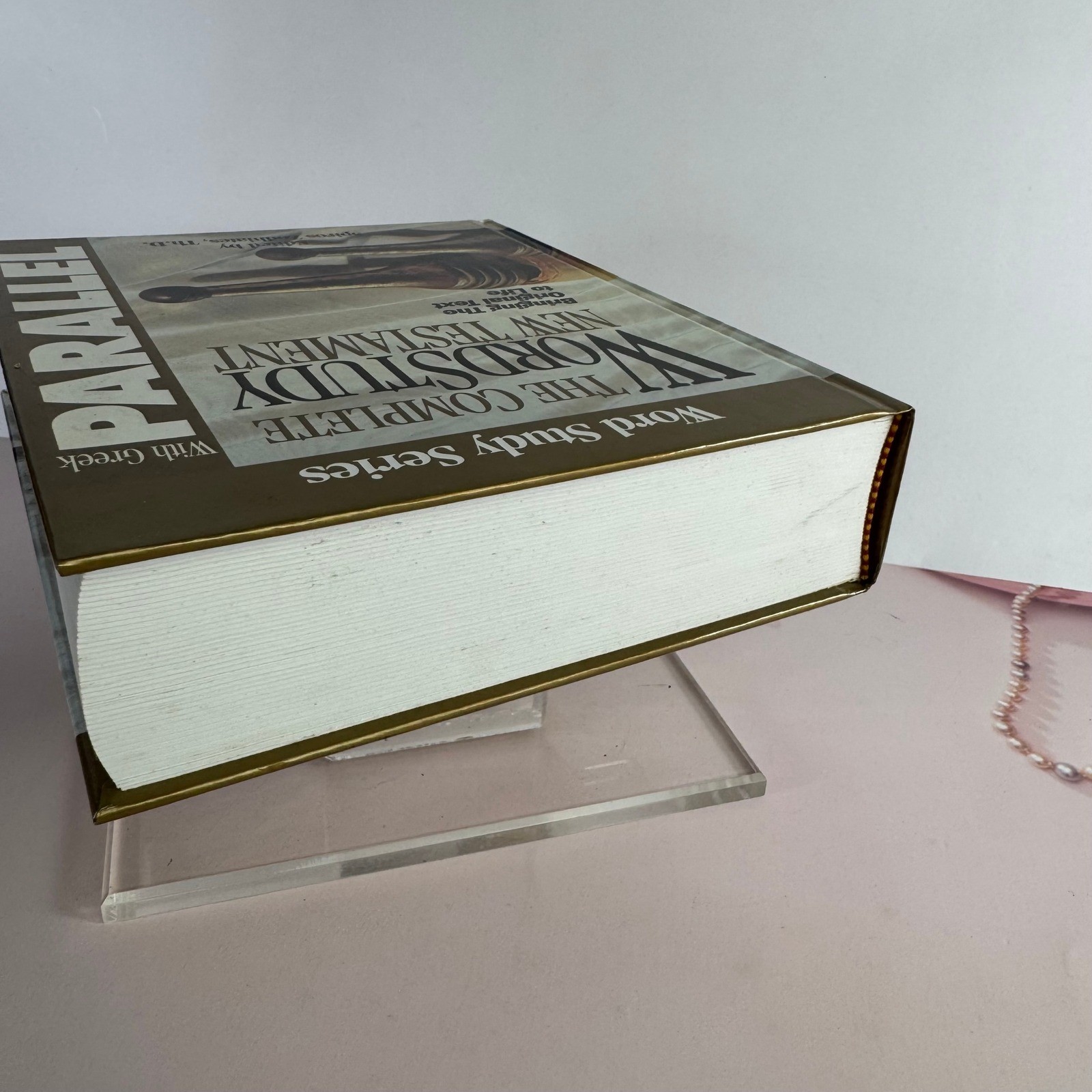 The Complete Word Study New Testament with Parallel Greek KJV Spiros Zodhiates