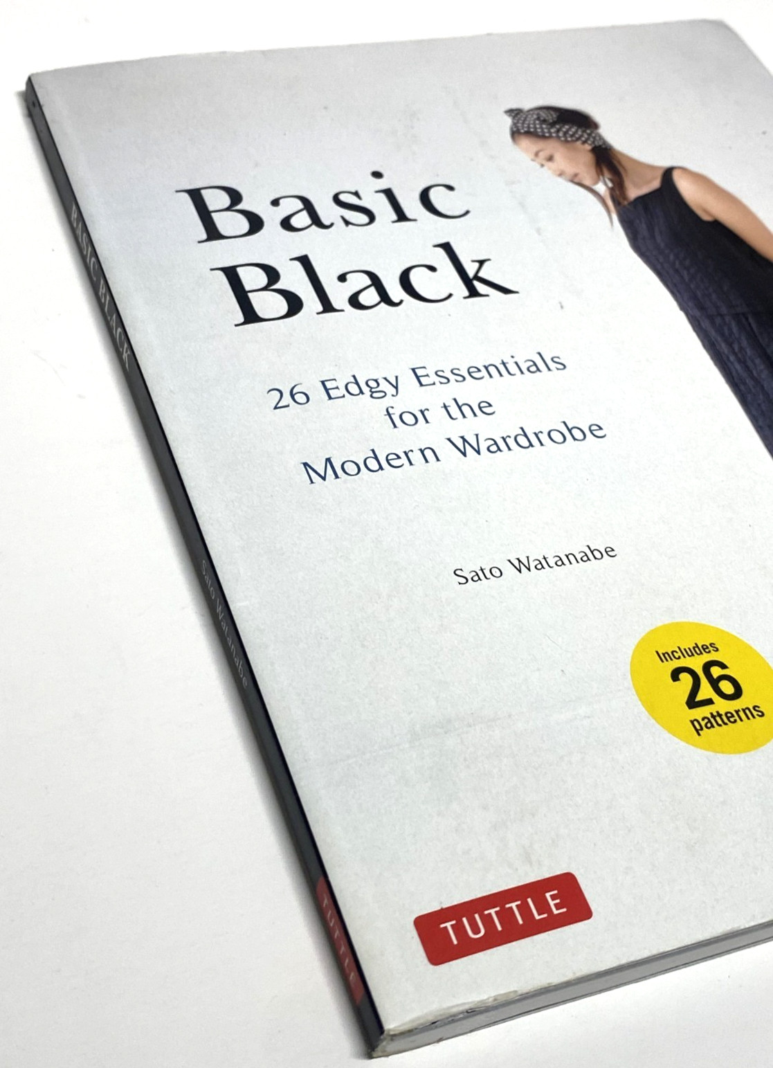 Basic Black 26 Edgy Essentials Patterns (INCLUDED) Book by Sato Watanabe 2012