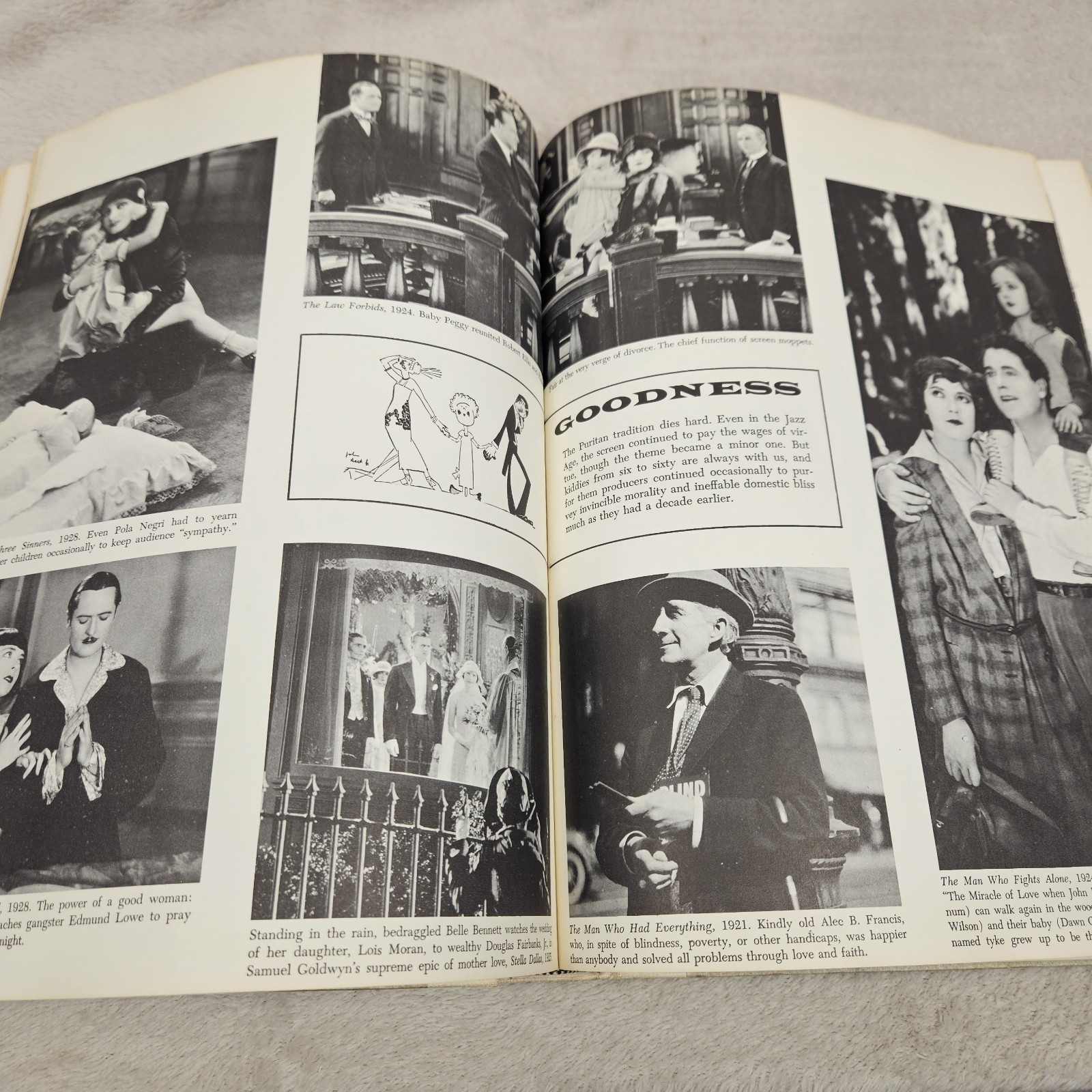The Movies Revised Edition B&W Illustrated Movie History 1970 Third Printing