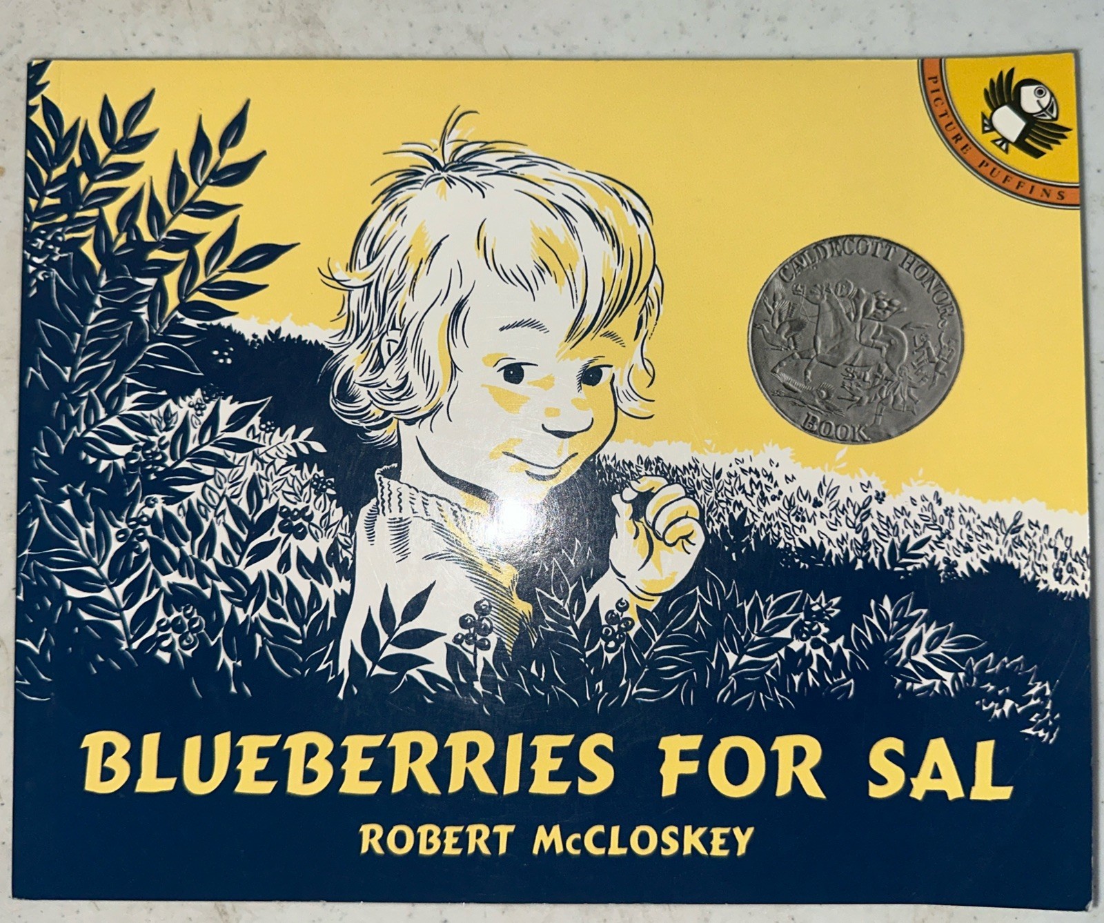 Blueberries for Sal By Robert McCloskey (Paperback) very good – like new