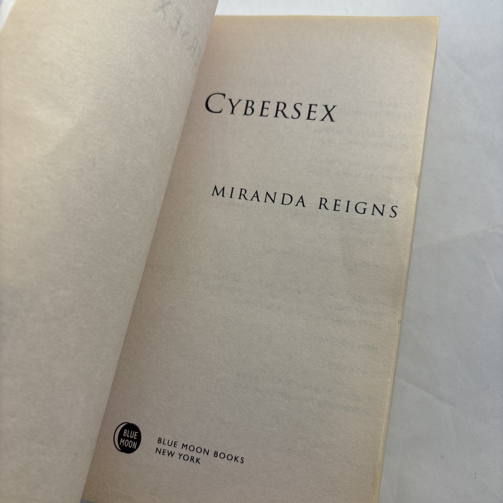 Cybersex Miranda Reigns Erotica Book Cyberwebs Trilogy Collection HTF Wear