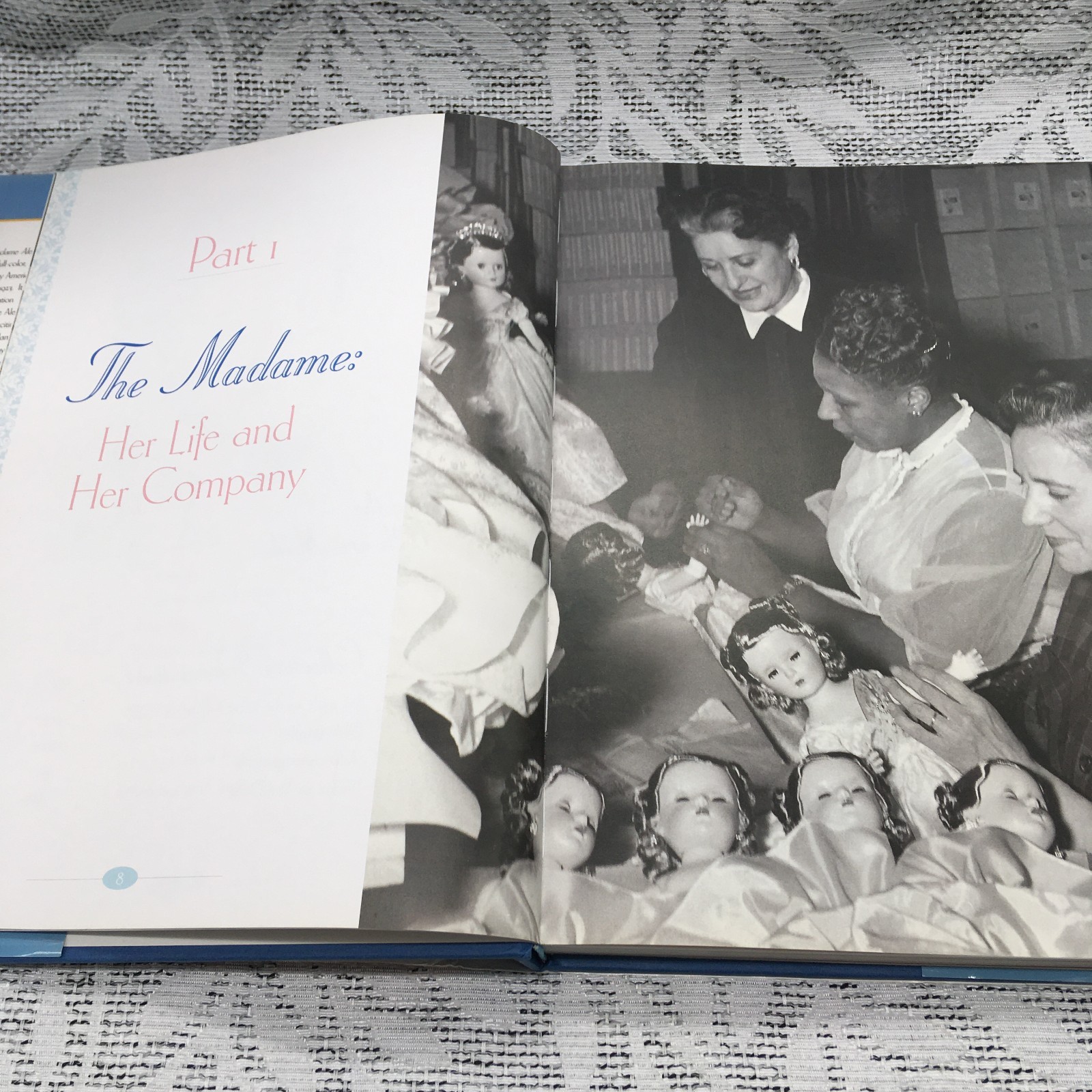 Madame Alexander Dolls-American Legend HB w/dj-1999-S. Finnegan-240 pages