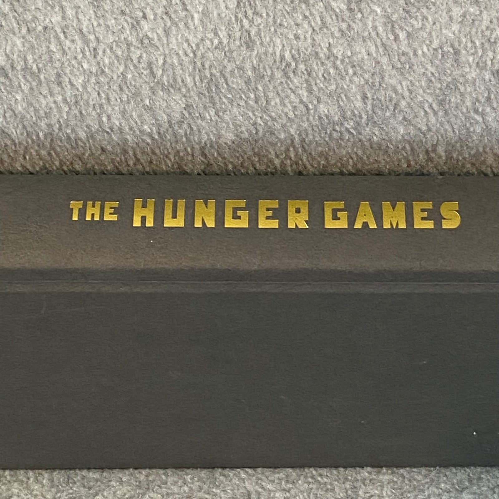The Hunger Games Book Gold Mockingjay 1st Ed Hardcover Survival No Dust Jacket