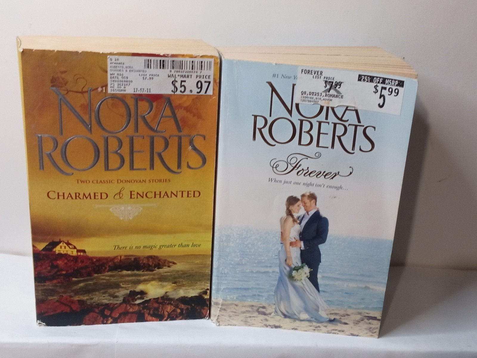 Mixed Lot of 7 Nora Roberts Books #NR2/2