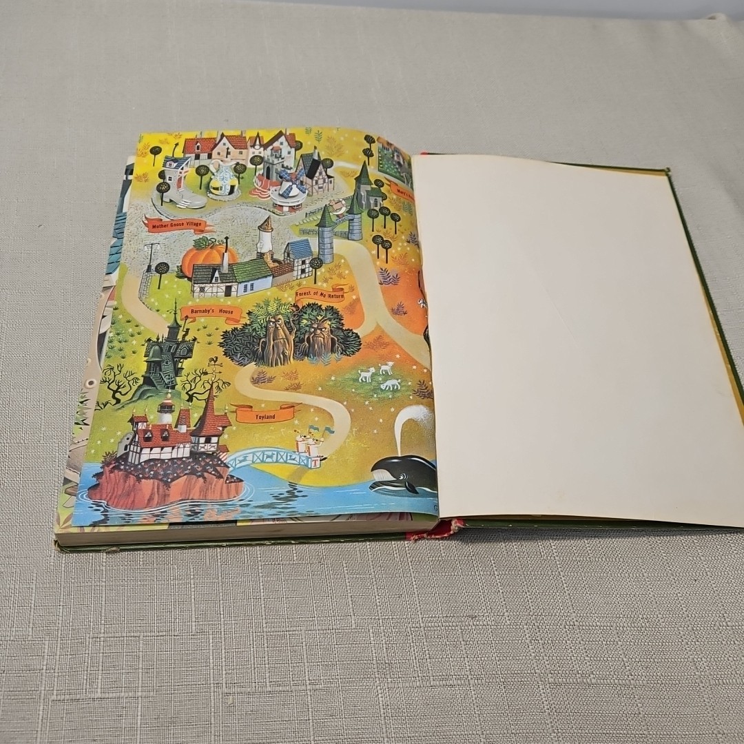 Walt Disney’s Fantasyland Wonderful Worlds 1965 Hardcover Book Golden Press