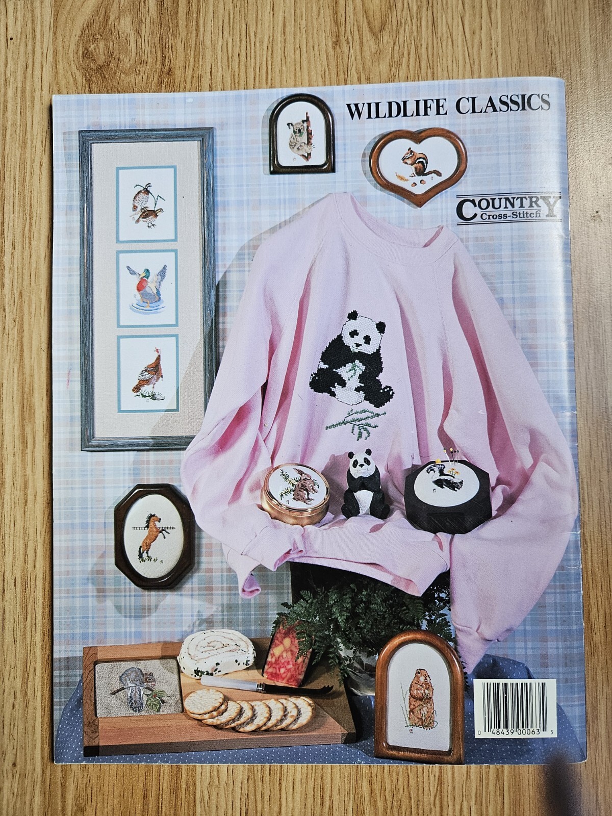 Wildlife Classics Country Cross Stitch Pattern Book book 63 Soft Cover 28 Pages