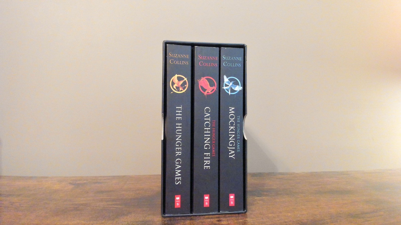 The Hunger Games Trilogy Boxset by Suzanne Collins: Used – GOOD – FAST SHIP