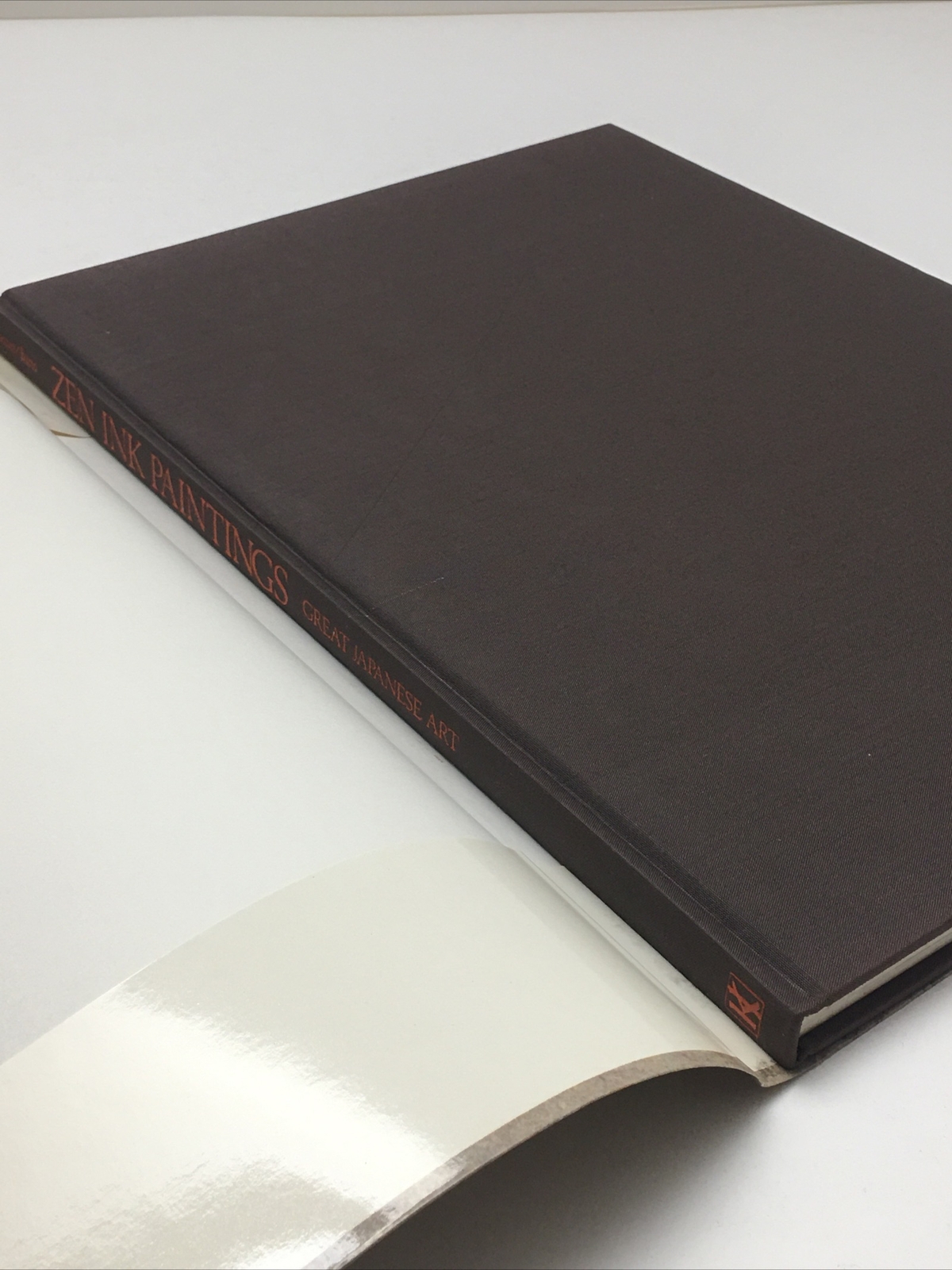 ZEN INK PAINTINGS: GREAT JAPANESE ART By Sylvan Barnet and William Burto 1982 HC