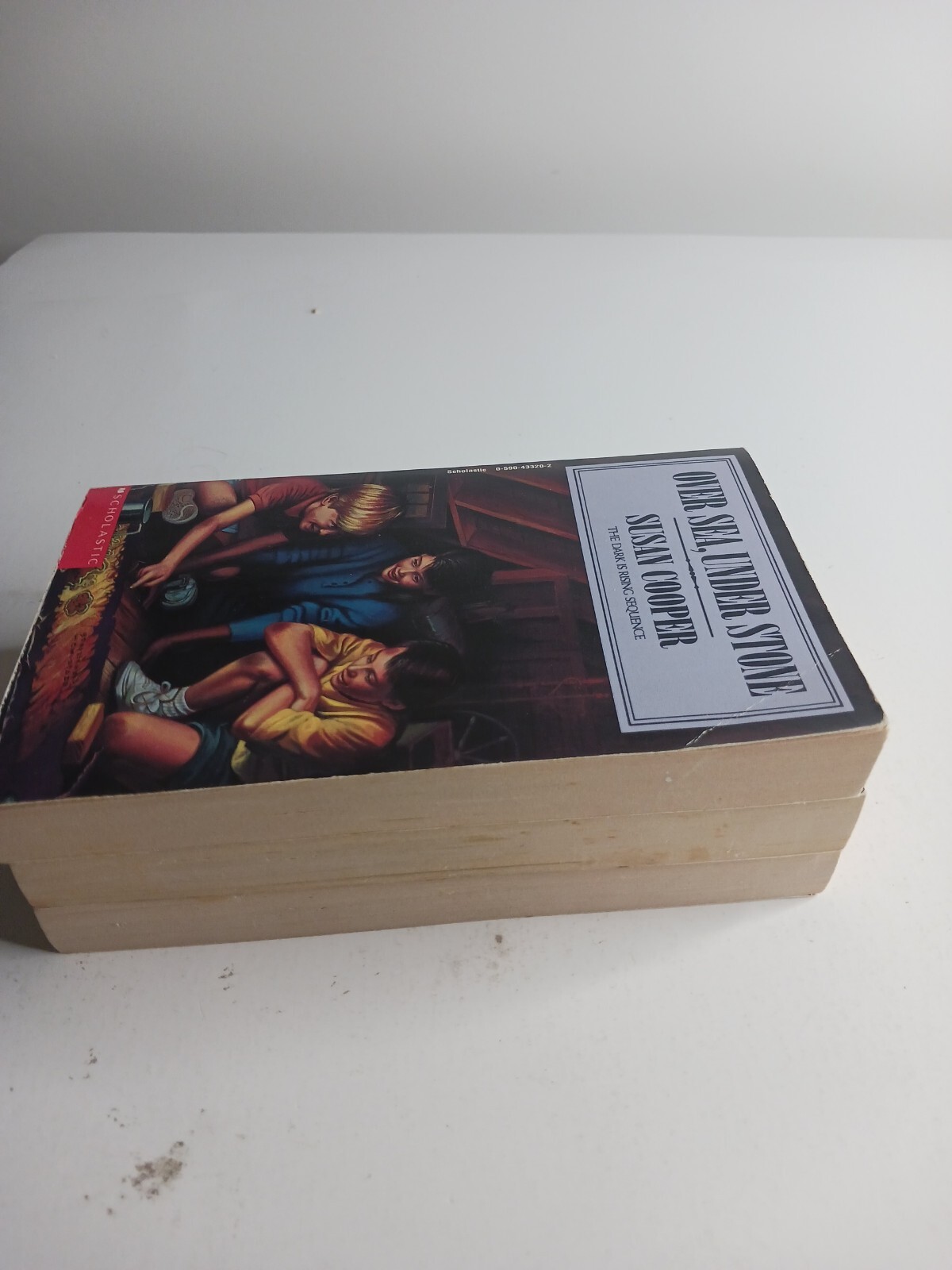 Susan Cooper Lot 3 PB:The Dark Is Rising Sequence #1 ,2 & 5