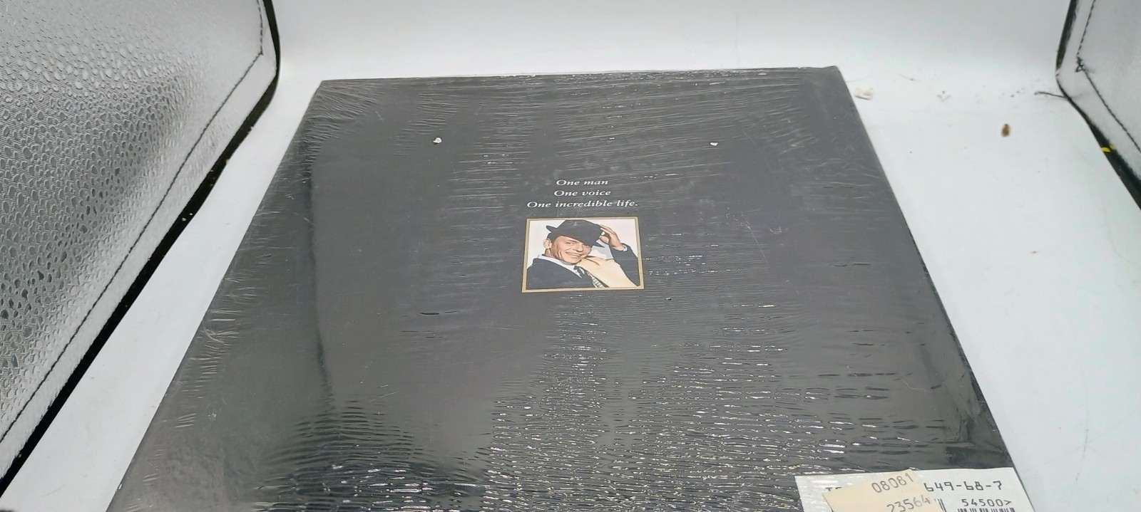 Frank Sinatra an American Legend HARDCOVER BOOK 360 PAGES w/CD~New In Plastic