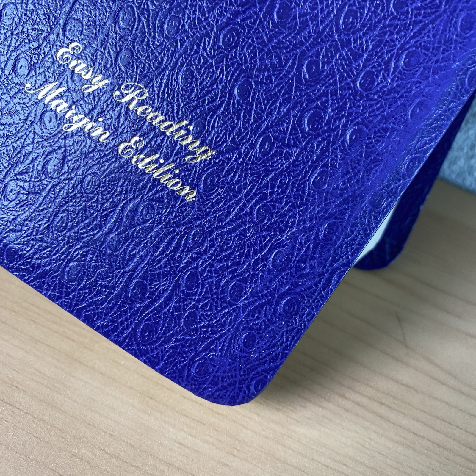 Word of God King James Bible Easy Reading Margin Edition Large Print Red Letter