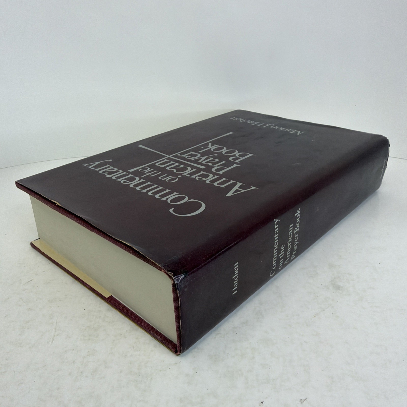 Commentary on the American Prayer Book 1979 HCDJ by Marion J. Hatchett