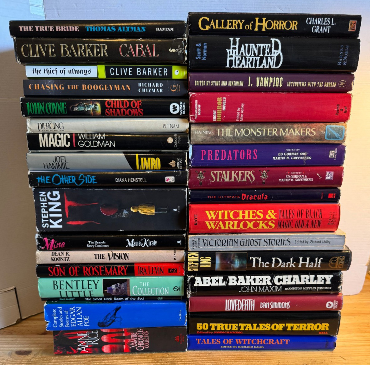 Large Horror Suspense Thriller Lot 32 Books HCDJ Vintage Stephen King Anne Rice