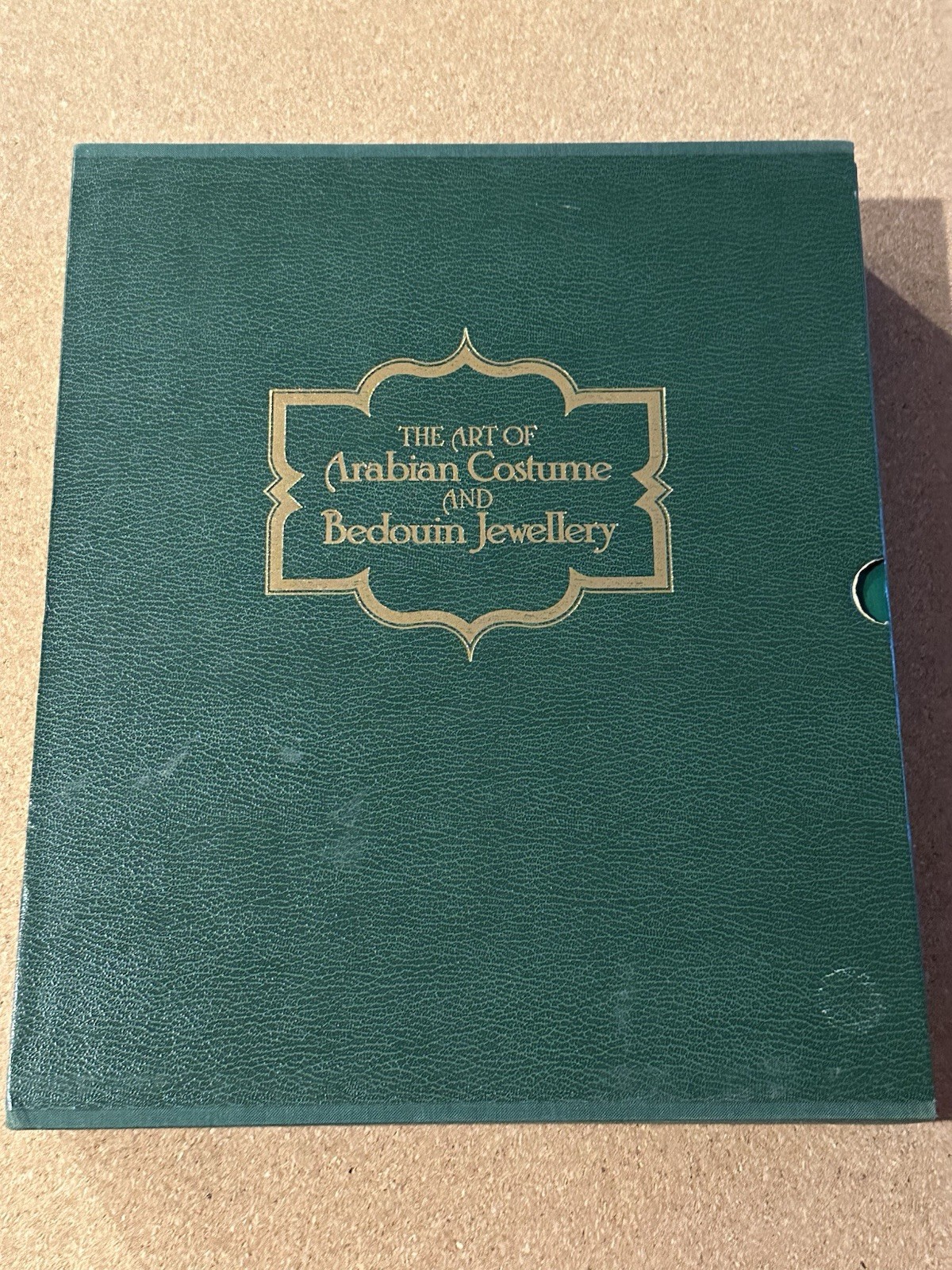 The Art Of Arabian Costume / Bedouin Jewellry Heather Colyer Ross Saudi Arabia