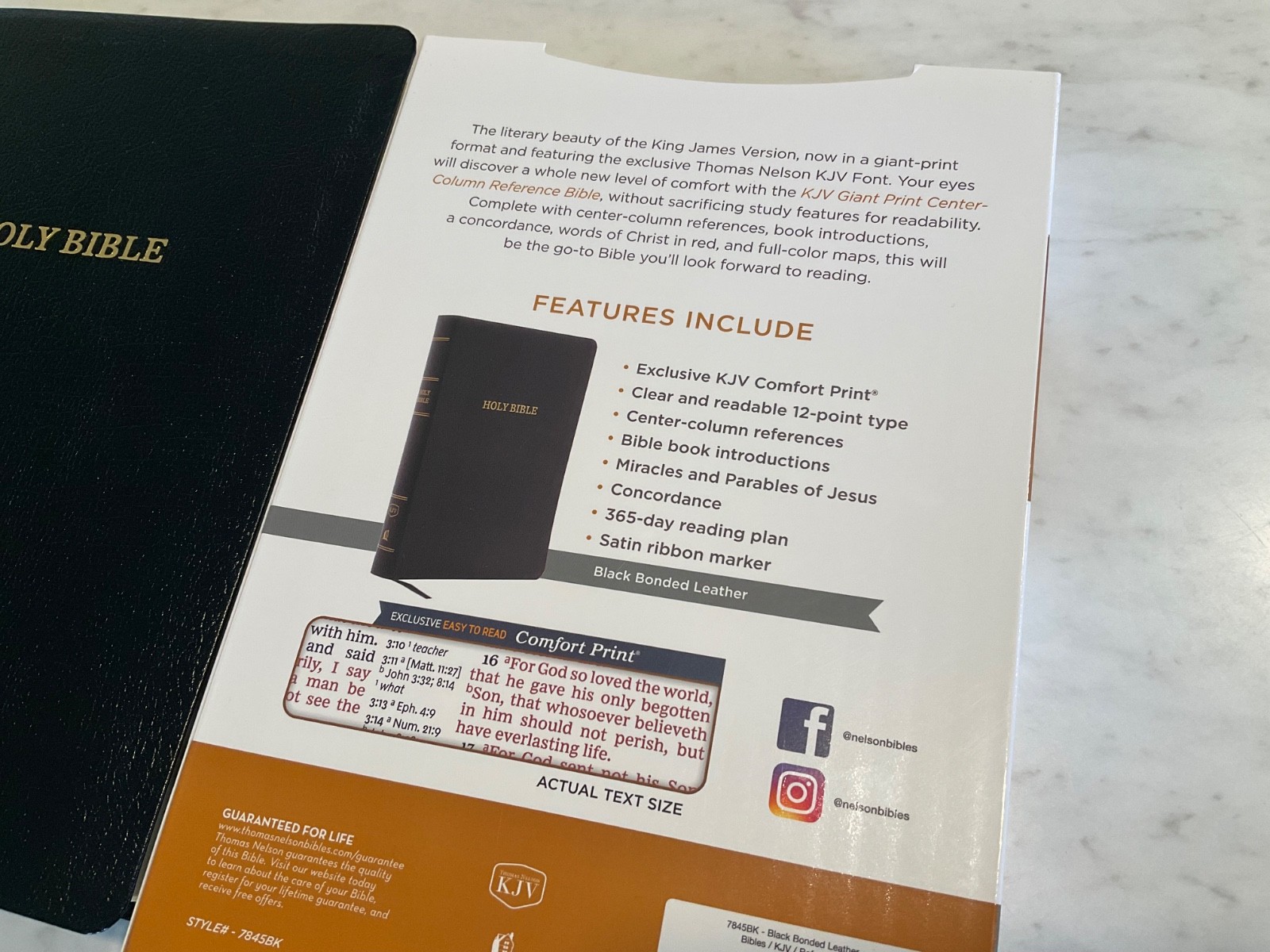 KJV Comfort Print Reference Giant Print Bible in Black Bonded Leather