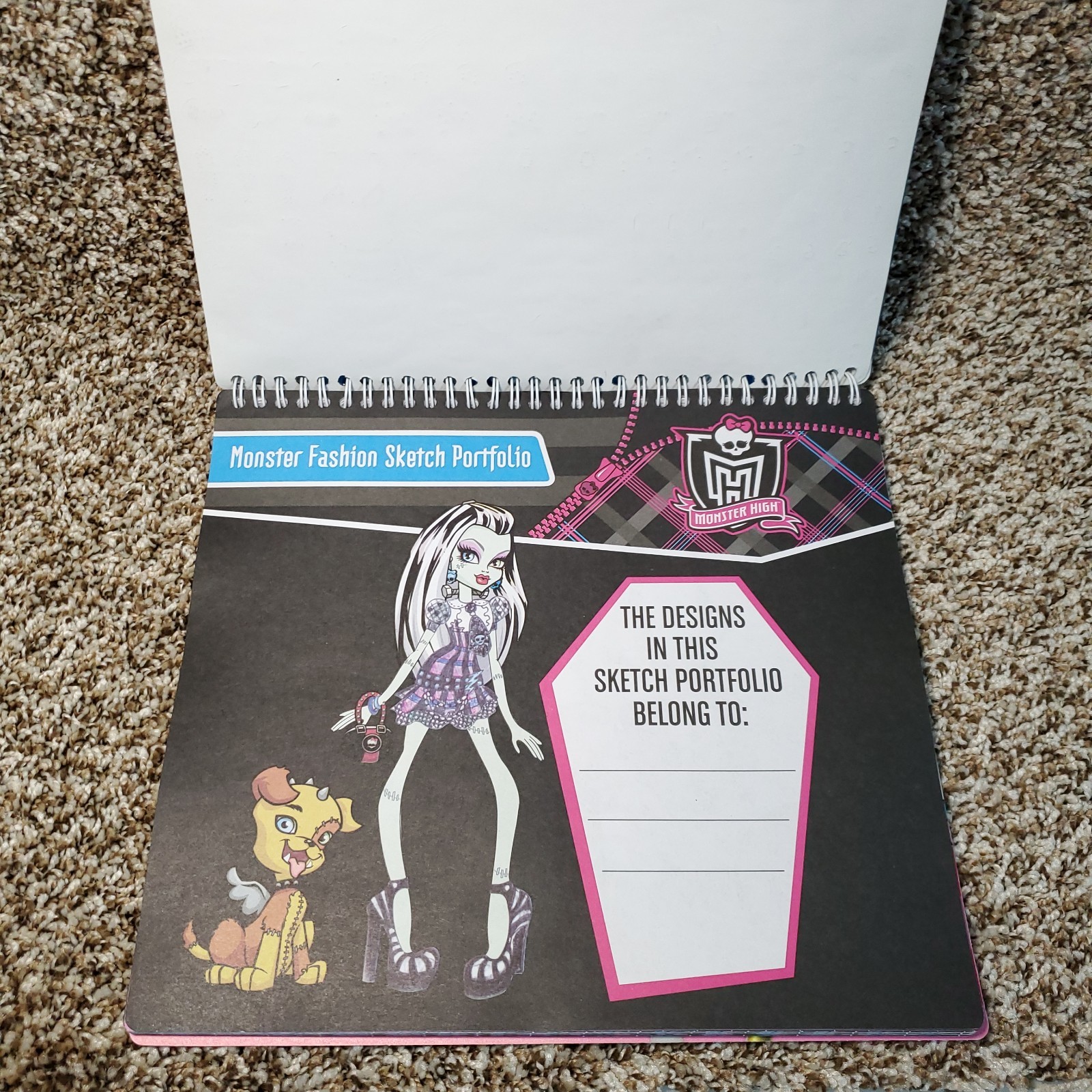 Monster High Monster Fashion Sketch Portfolio 34 Sketch Sheets Sticker Stencils