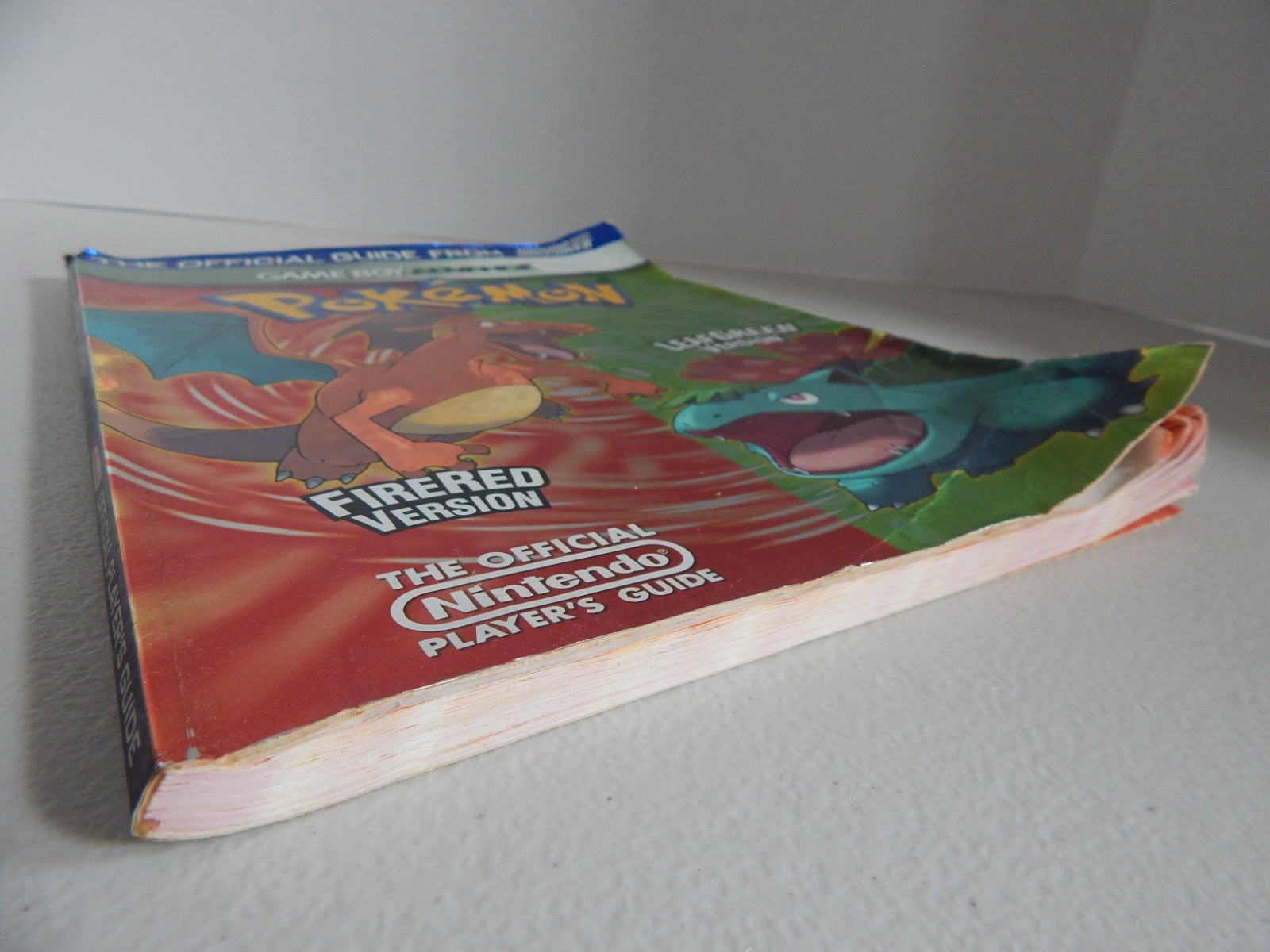 Official Nintendo POKEMON FireRed LeafGreen Strategy Guide GBA with COMBAT CHART
