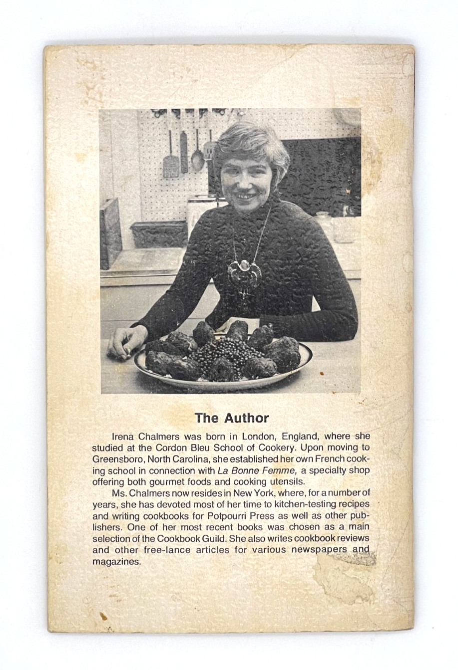 Microwave Cookbook Recipes by Irena Chalmers Potpourri Press 1977- 48 pages