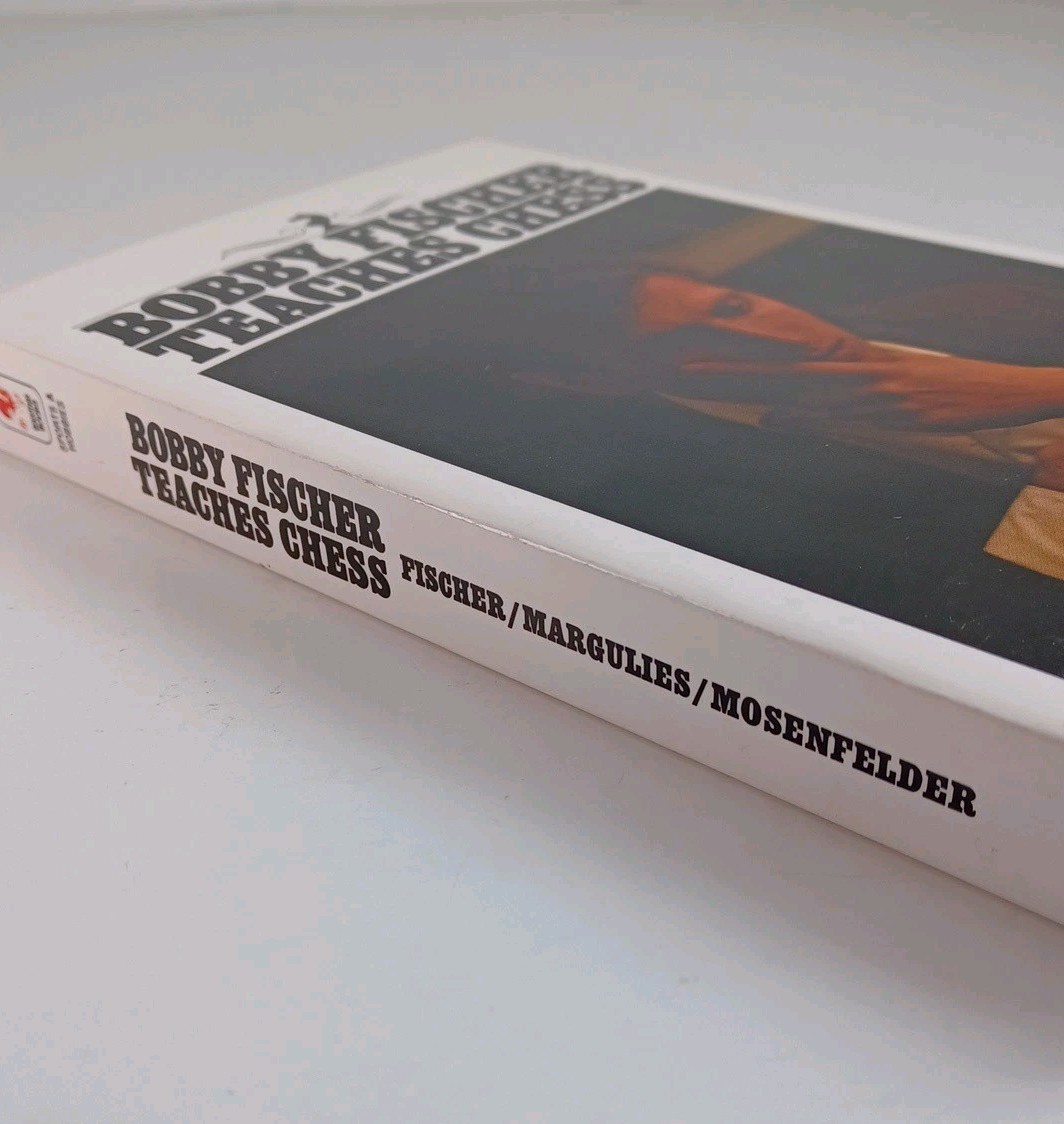 Bobby Fischer Teaches Chess by Bobby Fischer Mass Market PB 978-0-553-26315-2