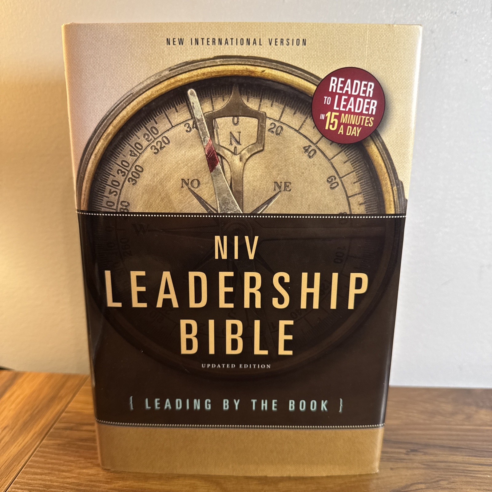 Niv Leadership Bible : Leading by the Book by Sidney Buzzell (2013, Hardcover)