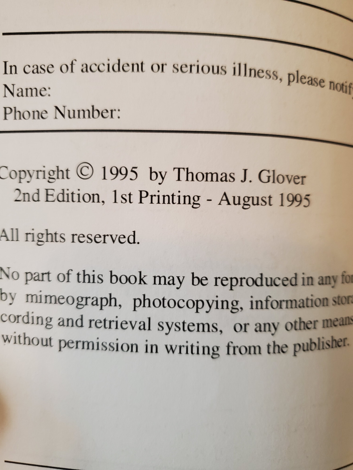 DESK REF By Thomas J Glover & Richard A Young – Excellent 2nd Edition Book