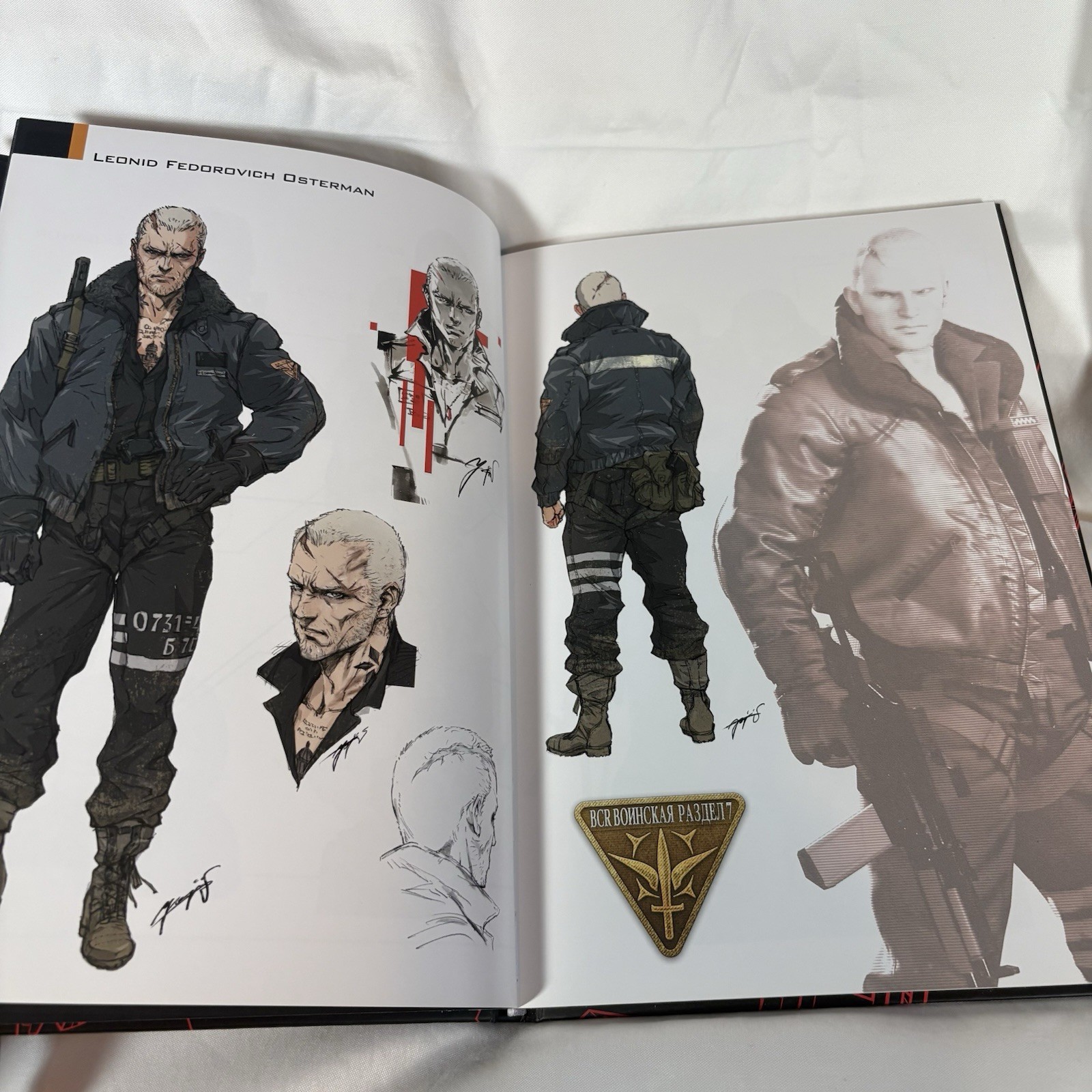 Left Alive Mech Edition Art Collection – Hardcover Book Square Enix Excellent