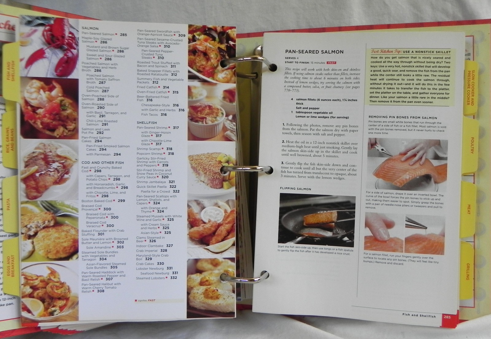 “The America’s Test Kitchen Family Cookbook” 1200 Recipes, 848 Pages, 2005, VG