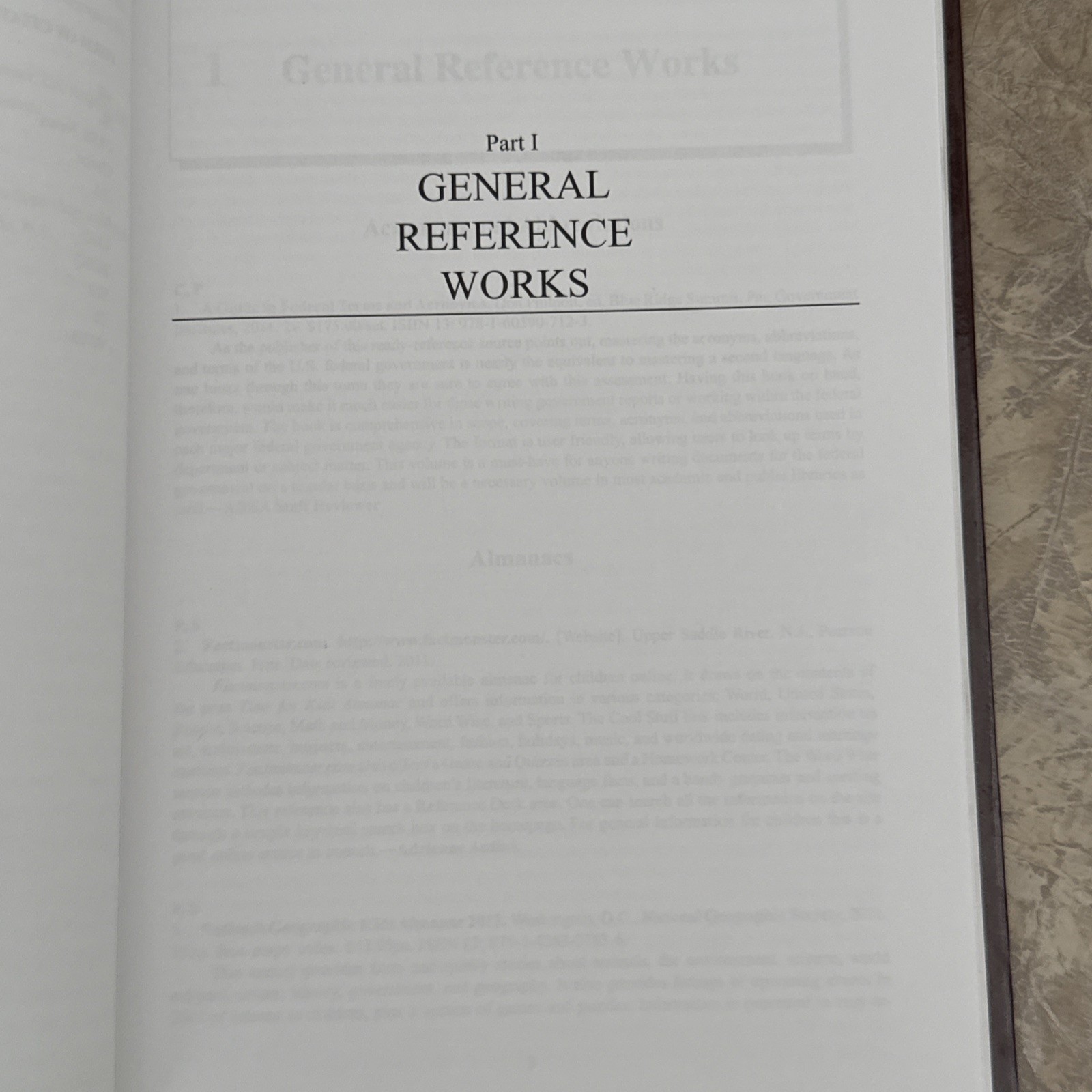 Recommended Reference Books Vol 32 2012 Hysell Ex-Library Very Good Condition