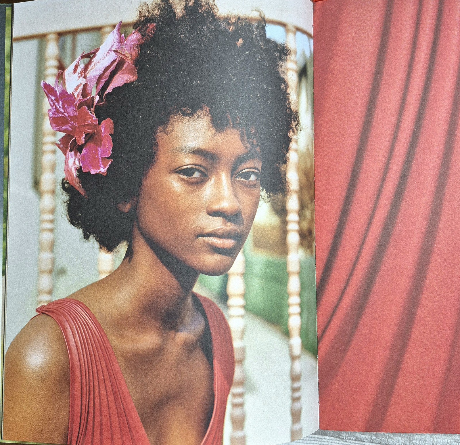 Tyler Mitchell • I Can Make You Feel Good (2020 • Flexibound Softcover) VG