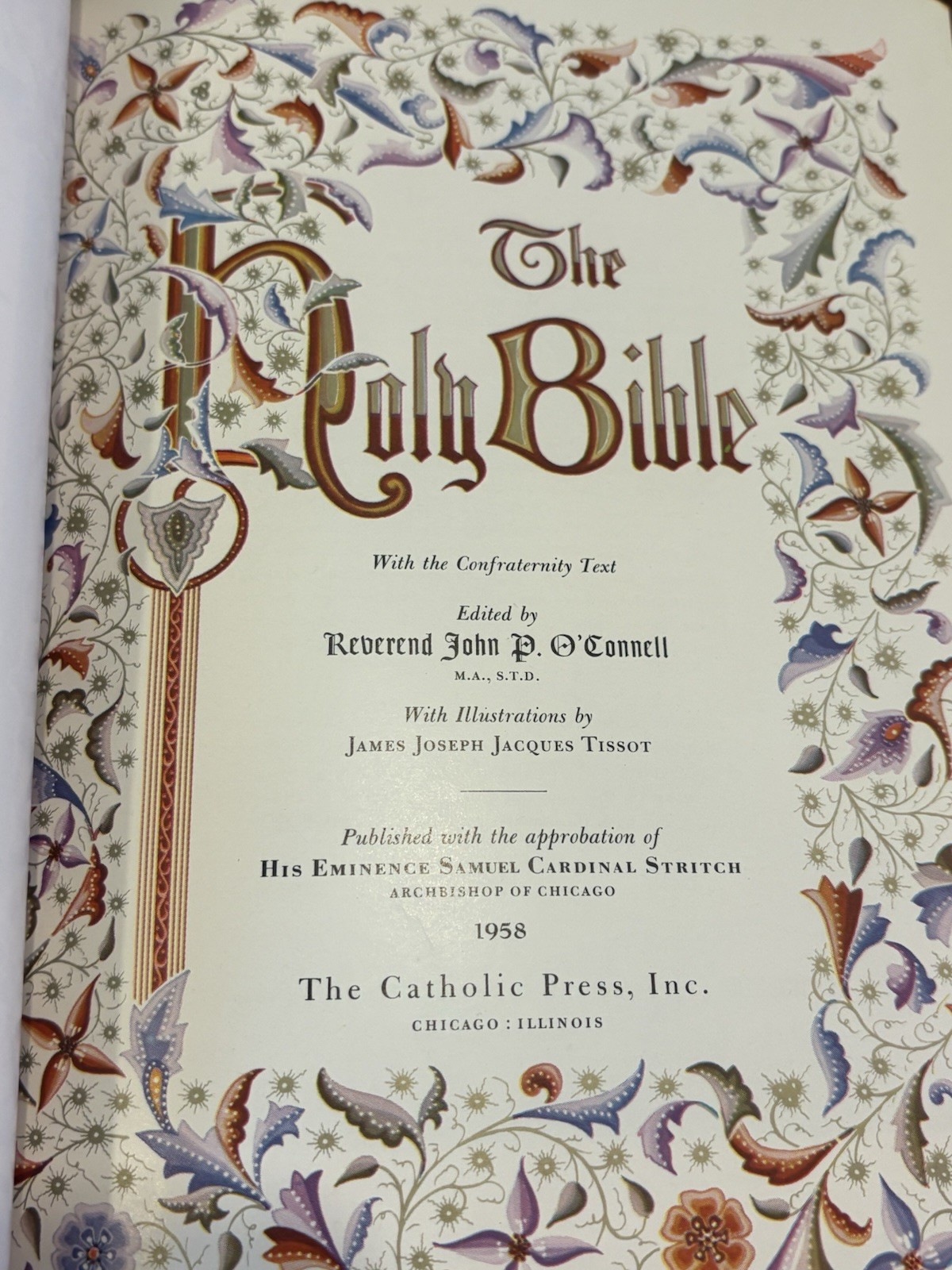 Vintage 1958 Holy Bible The Holy Angels Edition Catholic Press Inc. Illustrated