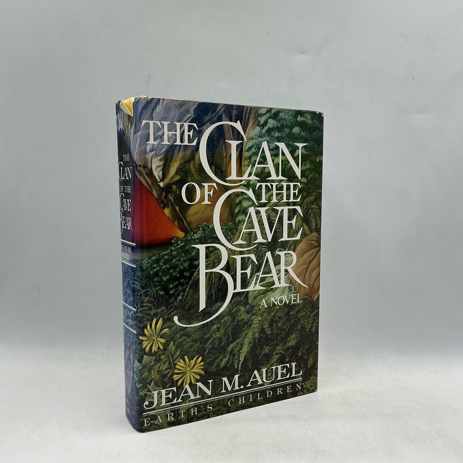 Vintage The Clan Of The Cave Bear Jean M Auel Crown Green 1980 Signed 10th prnt