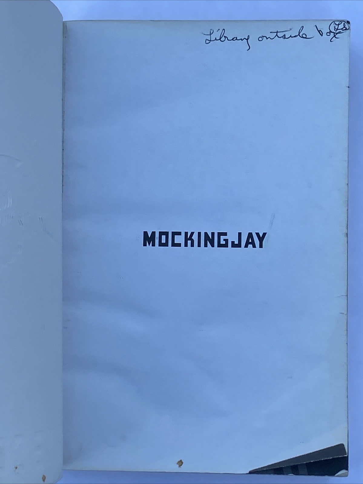 Mockingjay (The Hunger Games) – Paperback By Collins, Suzanne – GOOD