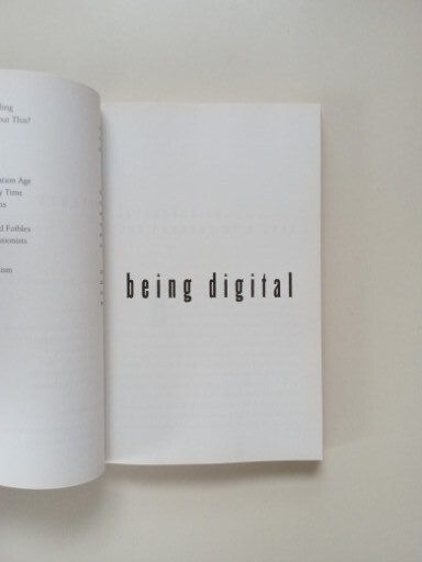 Being Digital by Nicholas Negroponte (1996, Trade Paperback)