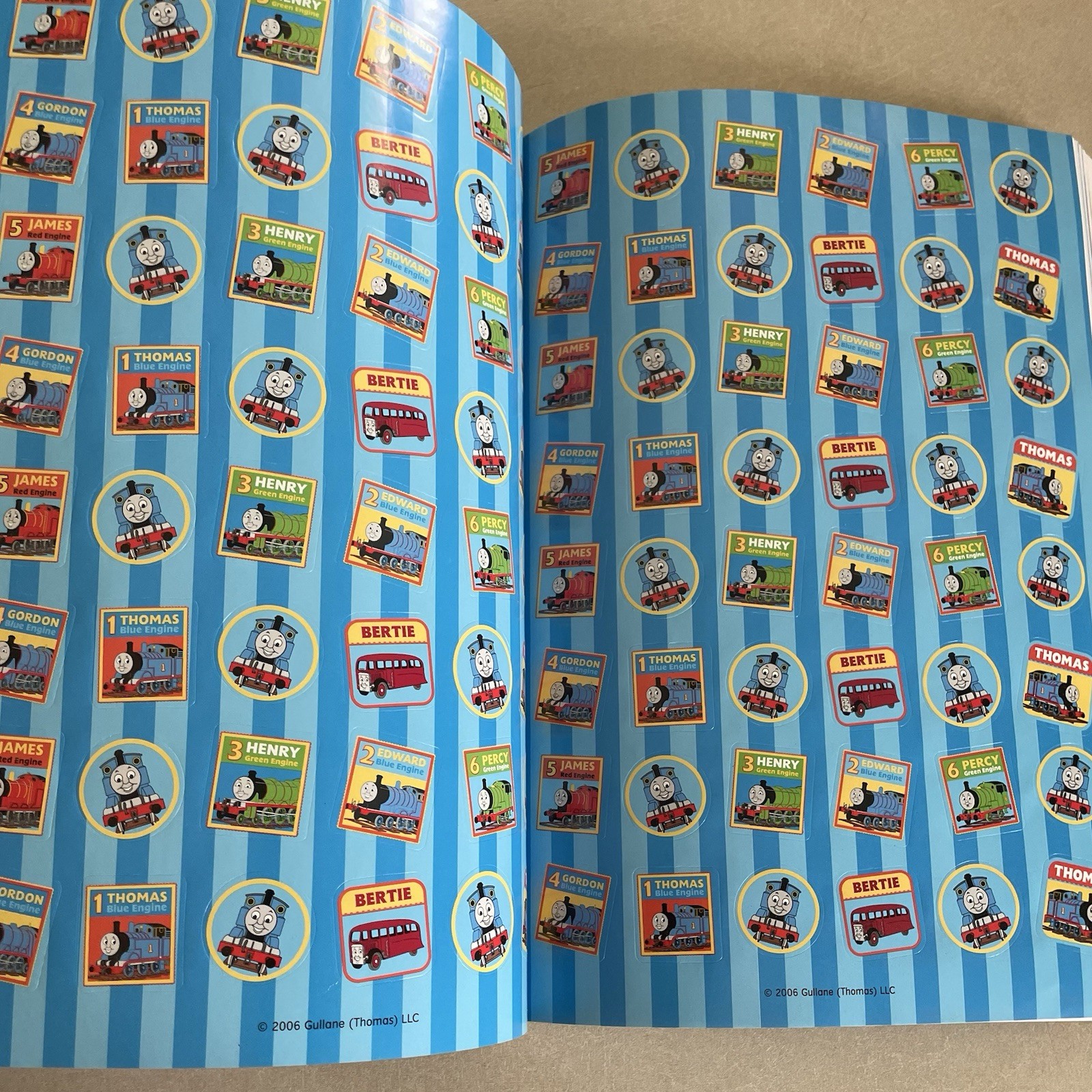 NEW SUPER RARE THOMAS & FRIENDS TRAIN STICKER EXPRESS 700 Stickers BOOK 2005