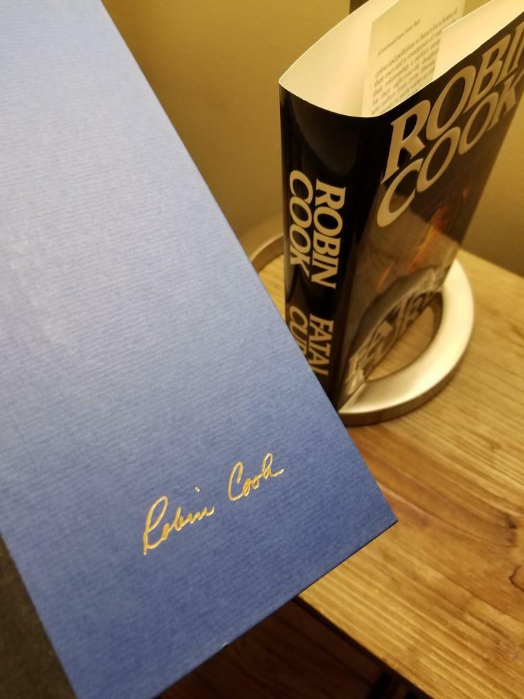 Fatal Cure by Robin Cook 1993 1st Edition 1st Print Full Sized Hardback DJ VGC!!