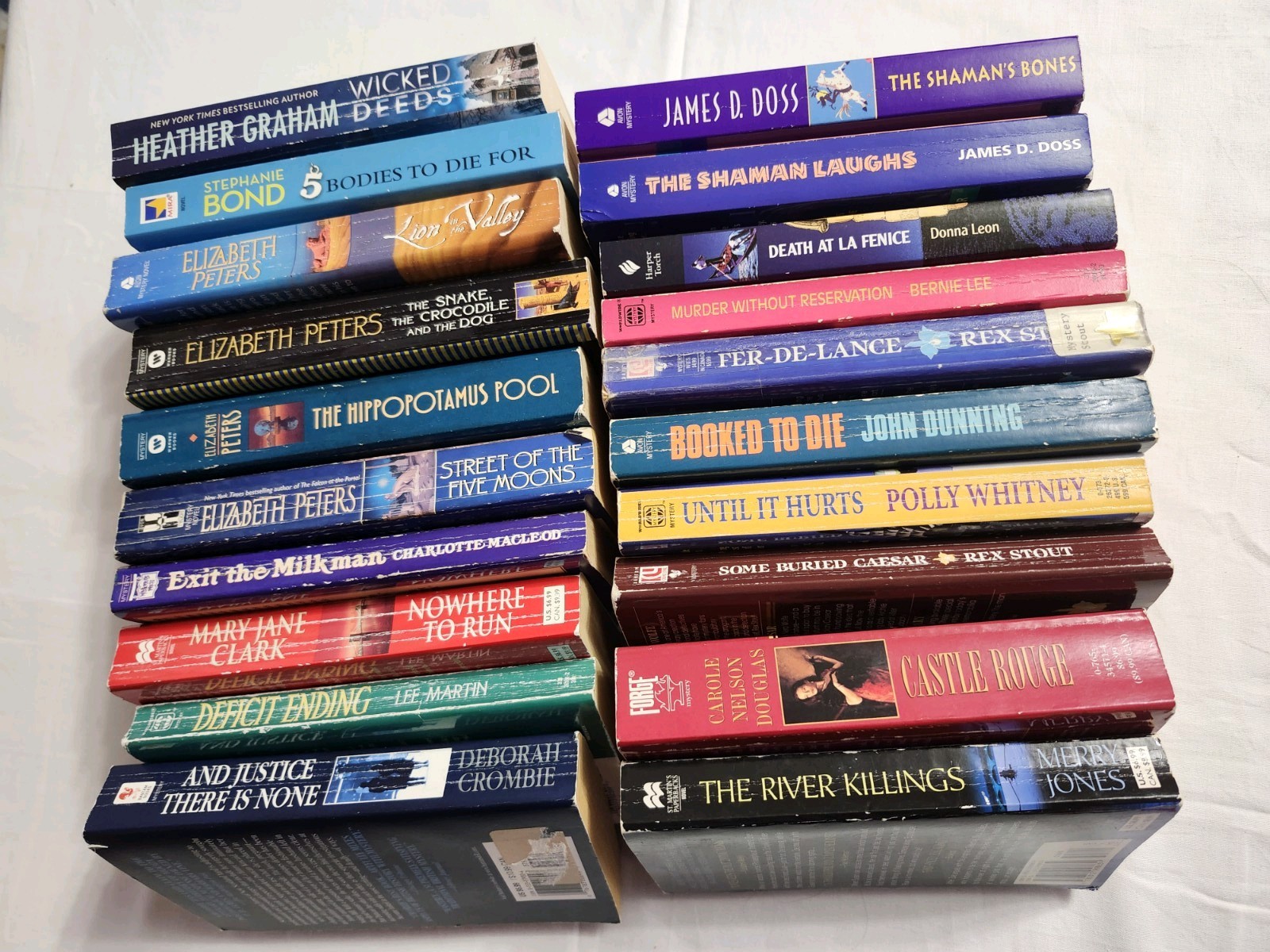Lot of 20 Mysteries Thrillers – Paperback Books – Mixed Authors -FREE SHIP #5