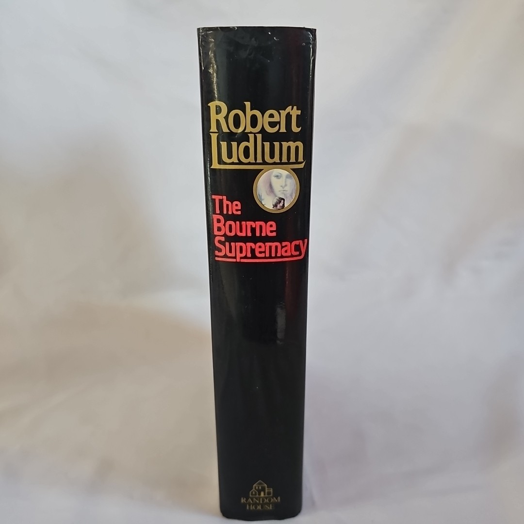 The Bourne Ultimatum First Edition Robert Ludlum – Good Cond – Fast Shipping
